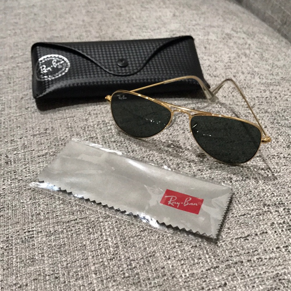 Ray Ban Kids Gold Frame Aviator Sunglasses - Picture 2 of 7